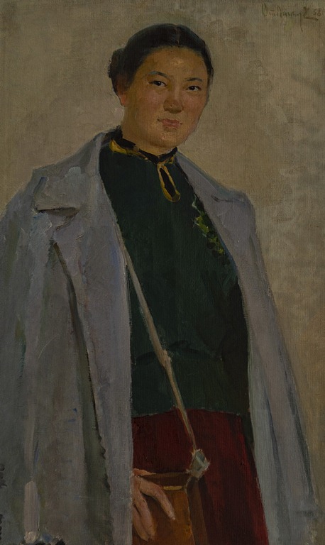 Үлкен ескі есектердің фотосуреттерін қараңыз